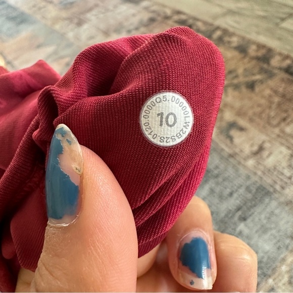 Lululemon Athletica Pink Red Tie Dye Sports Bra sz 10 - Picture 6 of 7